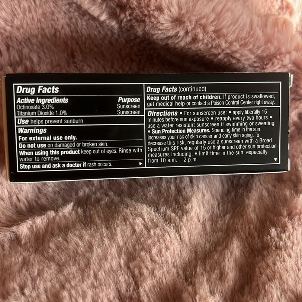 MAC STUDIO FIX FLUID SPF 15 24HR MATTE FOUNDATION + OIL CONTROL NIB
